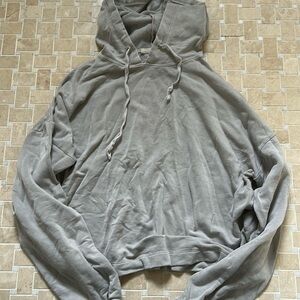 Gray Boutique Cropped Sweatshirt